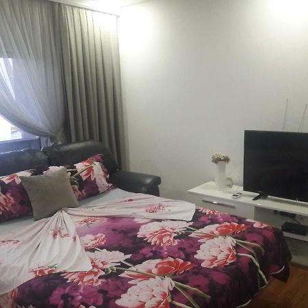 Apartments Dzan Ulcinj Bagian luar foto