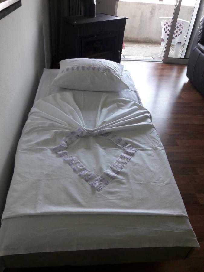 Apartments Dzan Ulcinj Bagian luar foto